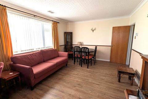 2 bedroom apartment to rent, Crimicar Drive, Fulwood, Sheffield