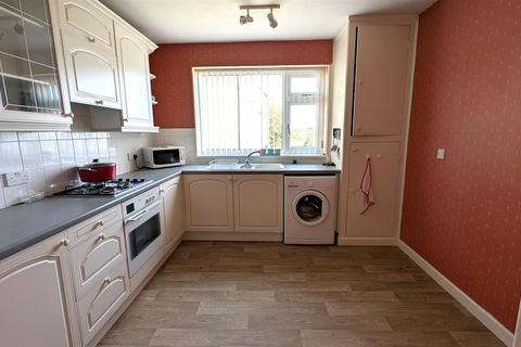 2 bedroom apartment to rent, Crimicar Drive, Fulwood, Sheffield