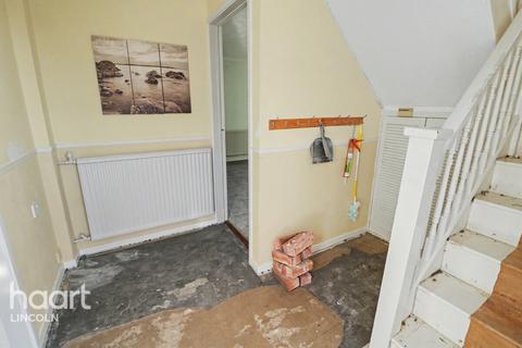 2 bedroom end of terrace house for sale, Luton Close, Lincoln