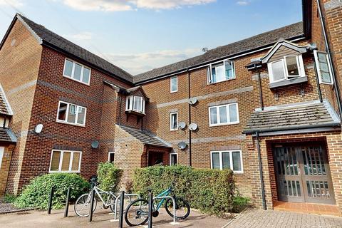 1 bedroom flat for sale, Wensum Drive, Didcot, OX11