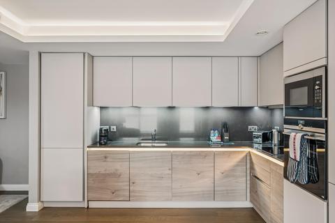 1 bedroom flat to rent, Buckingham Gate, Westminster, London, SW1E