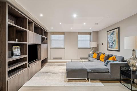 2 bedroom flat to rent, Buckingham Gate,, Westminster, London, SW1E