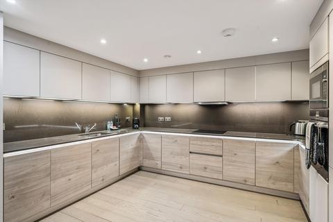 2 bedroom flat to rent, Buckingham Gate,, Westminster, London, SW1E