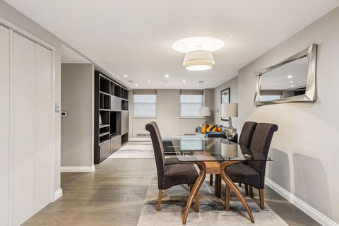 2 bedroom flat to rent, Buckingham Gate,, Westminster, London, SW1E