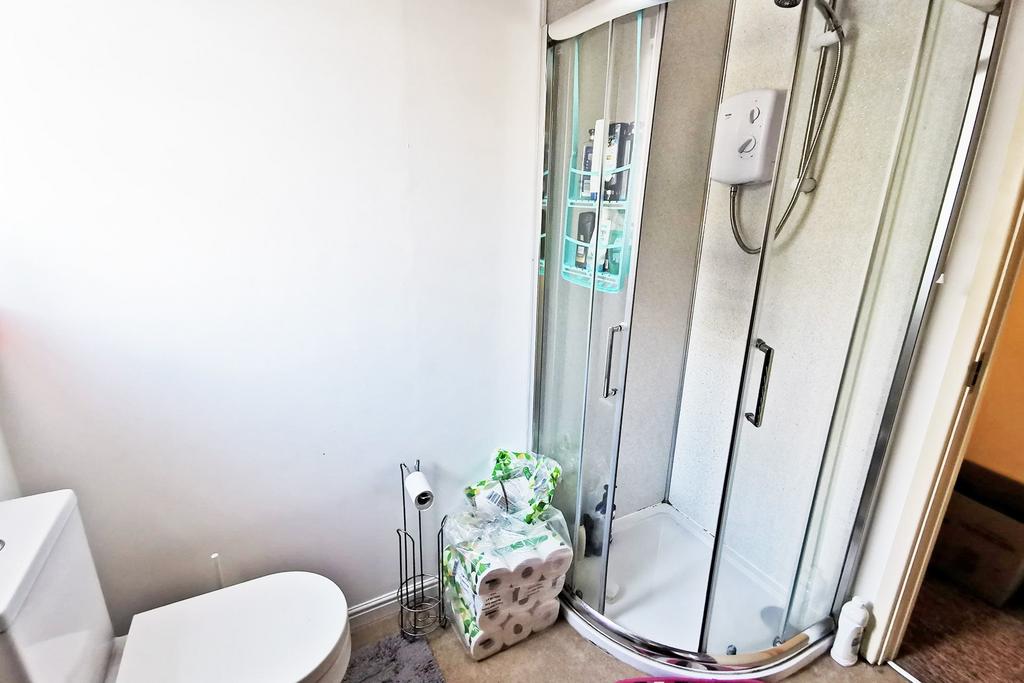 Bathroom1 1