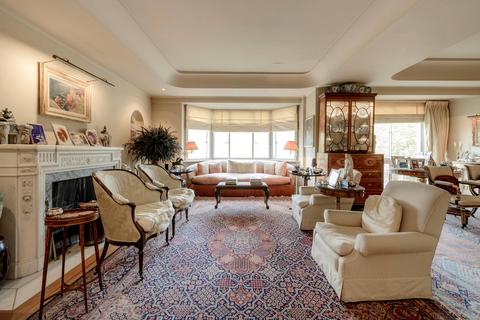 5 bedroom flat for sale, Kingston House North, Prince's Gate, London, SW7