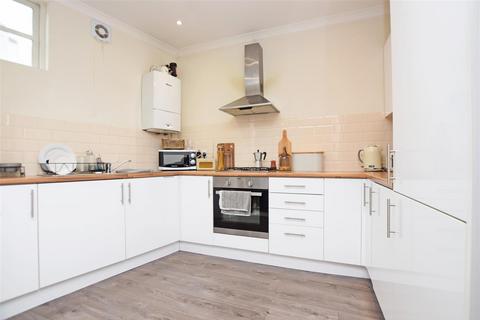 undefined, Tudor Road, Hampton
