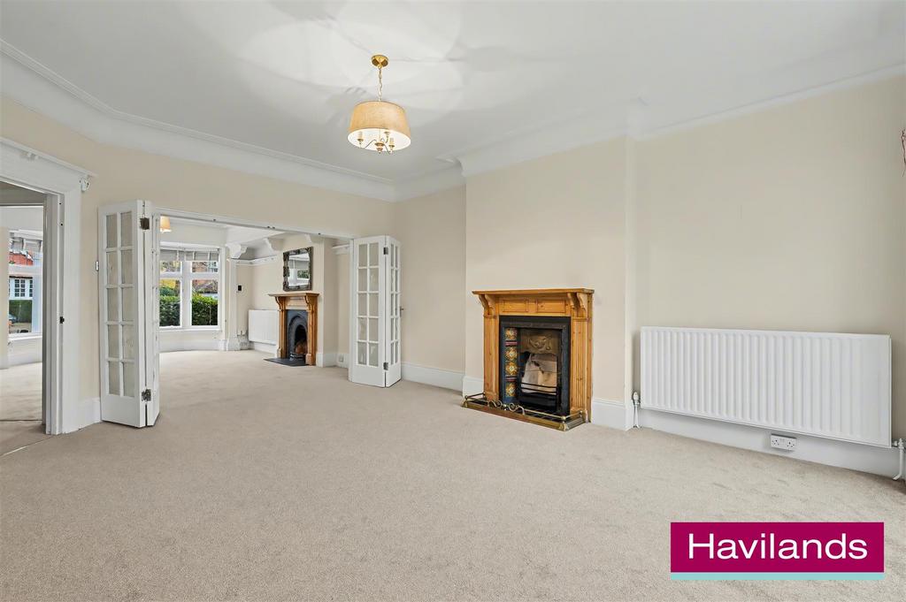 2 Old Park Ridings N21 2 EU-7.jpg