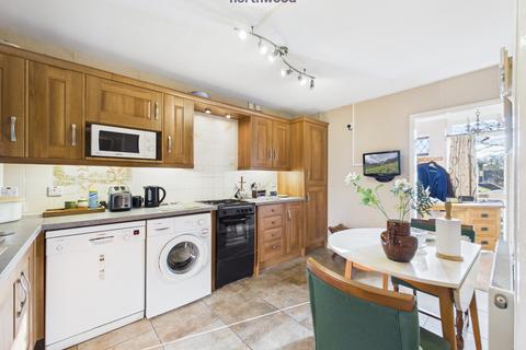 undefined, Llwyn Fields, Oswestry, SY11