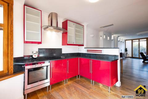 undefined, Pennine Drive, London, NW2