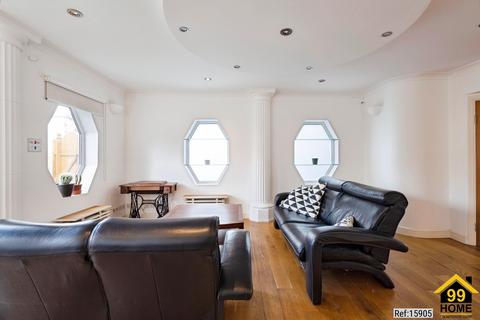 undefined, Pennine Drive, London, NW2