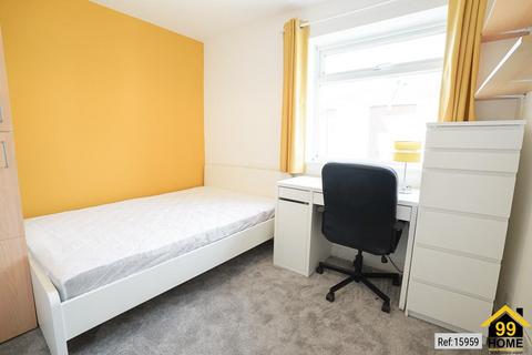 5 bedroom terraced house to rent, Avenue Road, Southampton, Hampshire, SO14