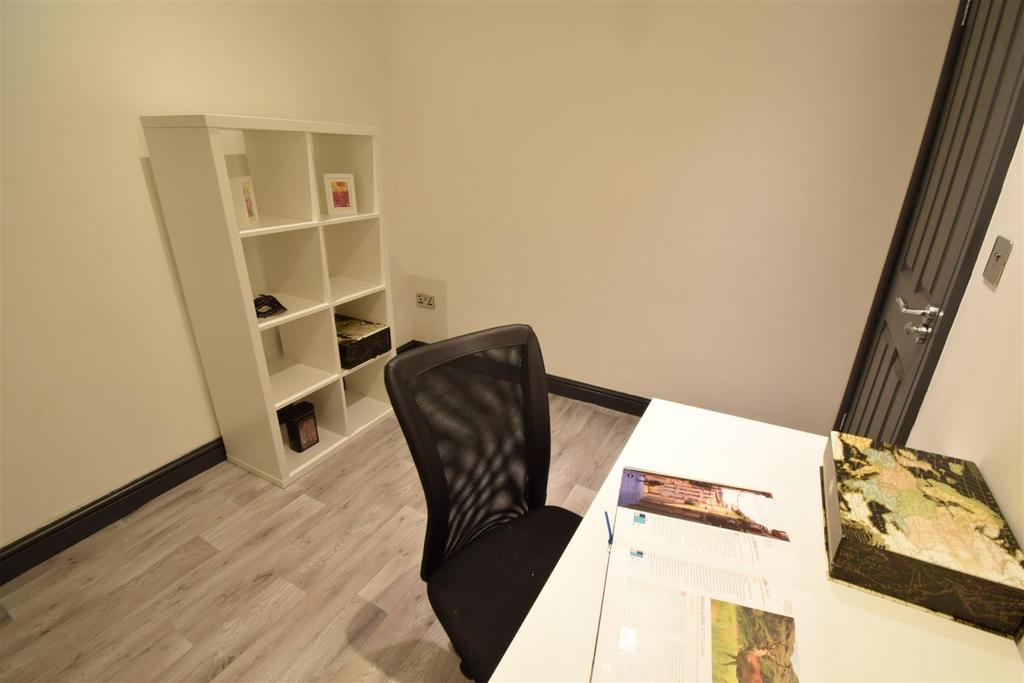 Room 1 (3).jpg