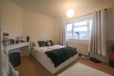 undefined, Cromes Place, Badersfield
