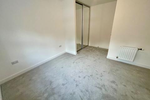 1 bedroom ground floor flat for sale, Armstrong Road, Luton, Bedfordshire, LU2 0FU