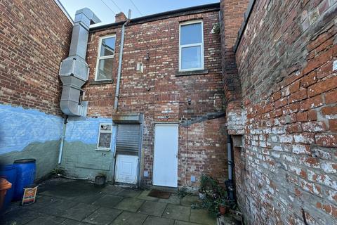 undefined, New Chester Road, Wirral CH62