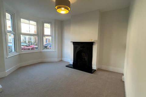 undefined, Kings Road, Reading RG4
