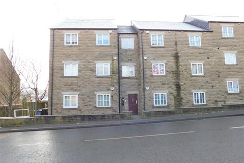 2 bedroom detached house to rent, High Street Lees Oldham