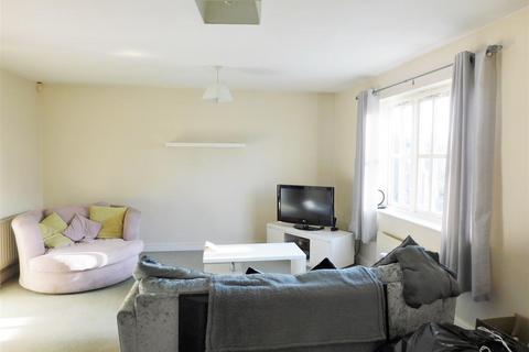 2 bedroom detached house to rent, High Street Lees Oldham