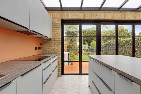 undefined, Warwick Road, London