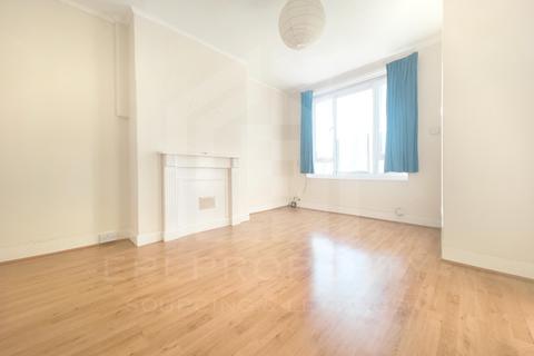 3 bedroom terraced house to rent, Donovan Road, Sheffield S5
