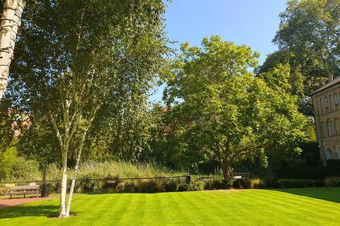 2 bedroom apartment to rent, Blore House, Kings Chelsea, SW10