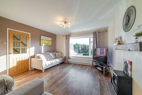 3 bedroom semi-detached house for sale, Shaftesbury Drive, Heywood OL10
