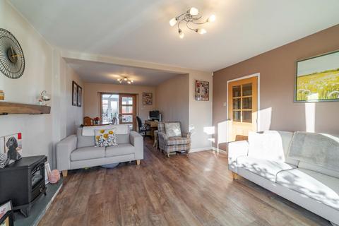 3 bedroom semi-detached house for sale, Shaftesbury Drive, Heywood OL10