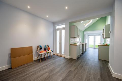 undefined, Esslemont Road, Southsea PO4