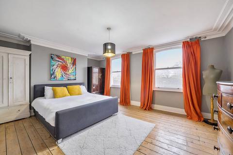 3 bedroom maisonette to rent, Walterton Road, Maida Vale, London, W9