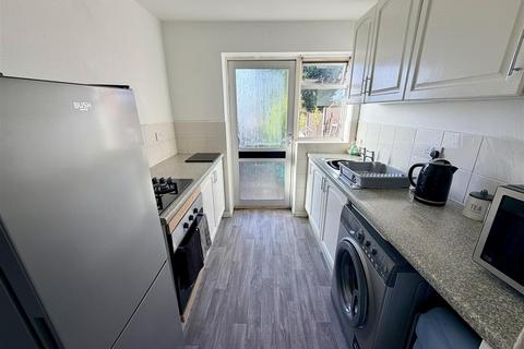 3 bedroom semi-detached house for sale, Salisbury Drive, Nuneaton