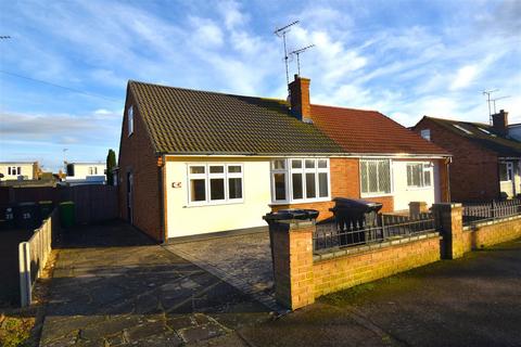undefined, Nutcombe Crescent, Rochford