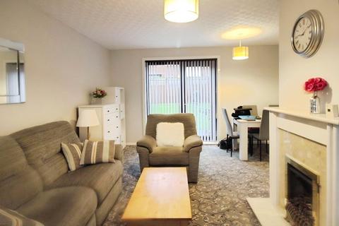 3 bedroom end of terrace house to rent, Oaklands Drive, Cumbria CA2