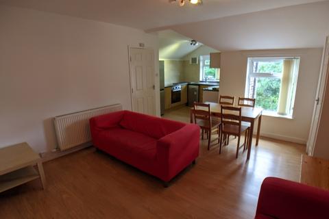 3 bedroom flat to rent, Parsonage Road, Manchester M20