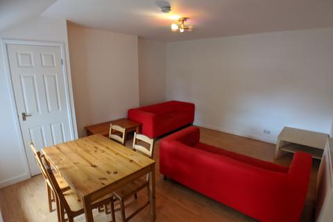 3 bedroom flat to rent, Parsonage Road, Manchester M20