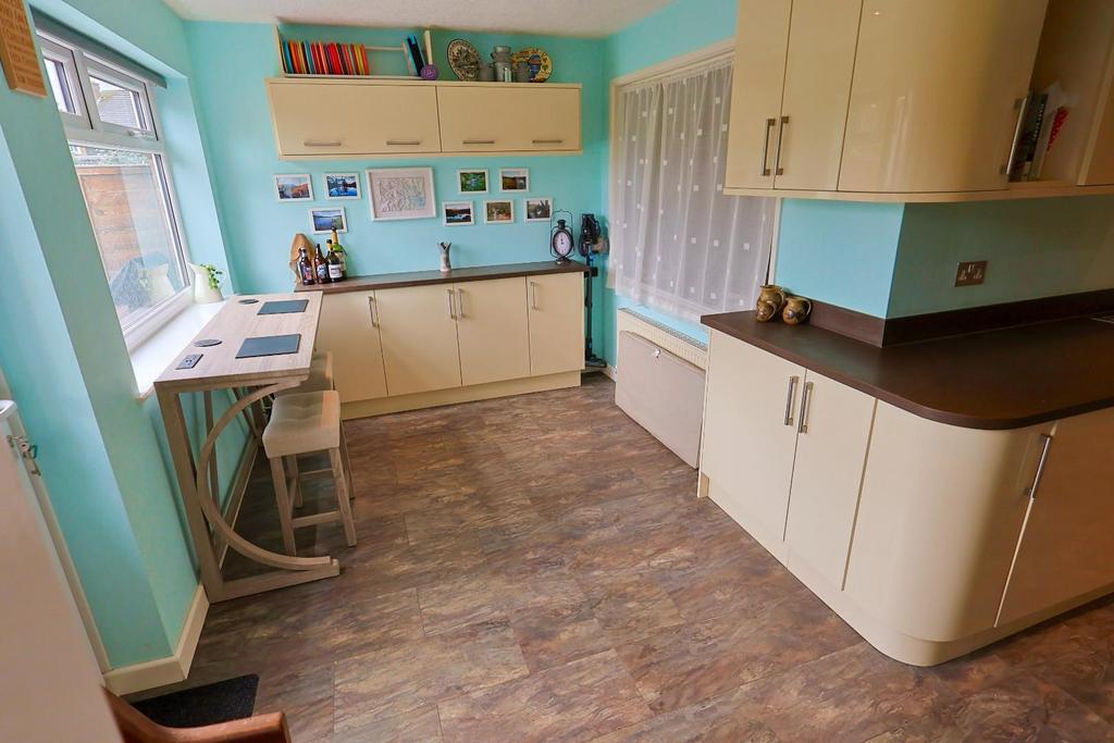 Kitchen diner