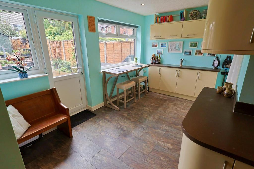 Kitchen diner