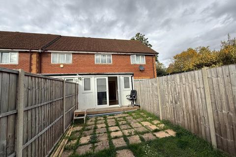2 bedroom terraced house to rent, Cherry Gardens, Northolt UB5