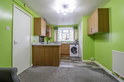 3 bedroom end of terrace house for sale, Brindley Close, Sheffield, S8