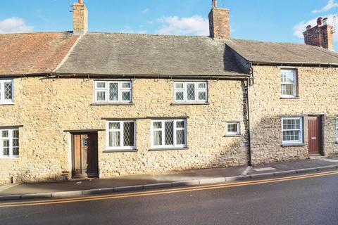 2 bedroom cottage for sale, College Street, Higham Ferrers NN10