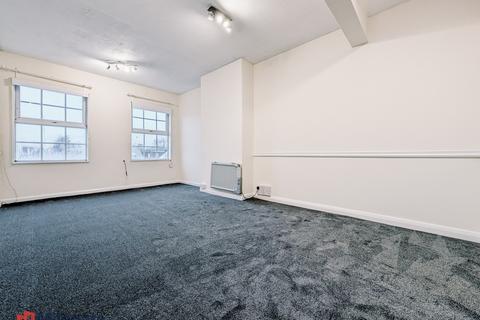 undefined, Uxbridge Road, Uxbridge UB10