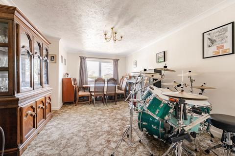 4 bedroom detached house for sale, Dereham Road, Watton