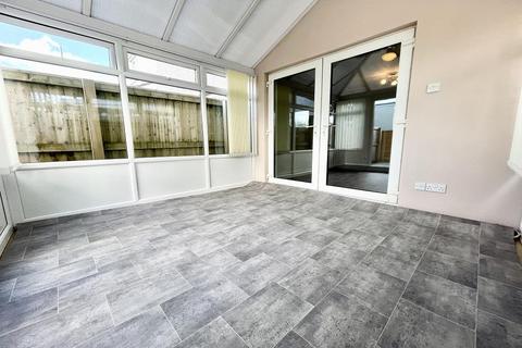 2 bedroom terraced house for sale, Cedar Close, Callington