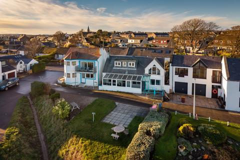 4 bedroom cottage for sale, East Row, Carnoustie, DD7