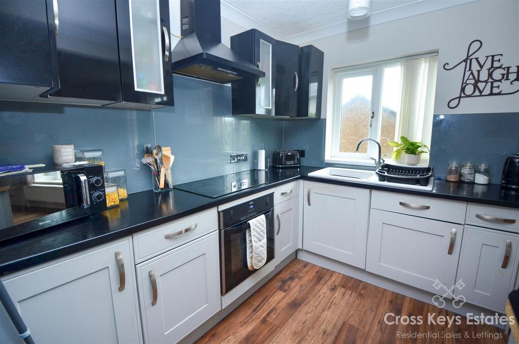 Fitted Kitchen
