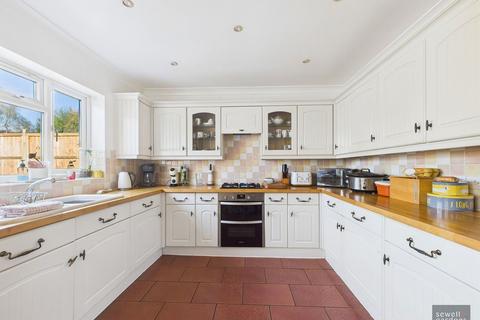 3 bedroom detached house for sale, Denham Way, Maple Cross, Rickmansworth, WD3 9SP