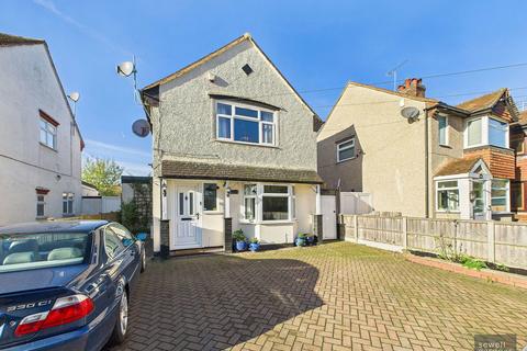 3 bedroom detached house for sale, Denham Way, Maple Cross, Rickmansworth, WD3 9SP