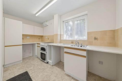 undefined, Avondale Mews, Kettering NN16