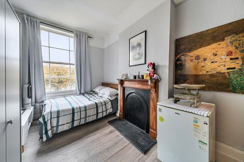 3 bedroom apartment for sale, Fentiman Road, London SW8