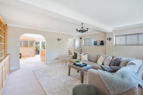 6 bedroom house for sale, Ebbisham Lane, Walton On The Hill, Tadworth